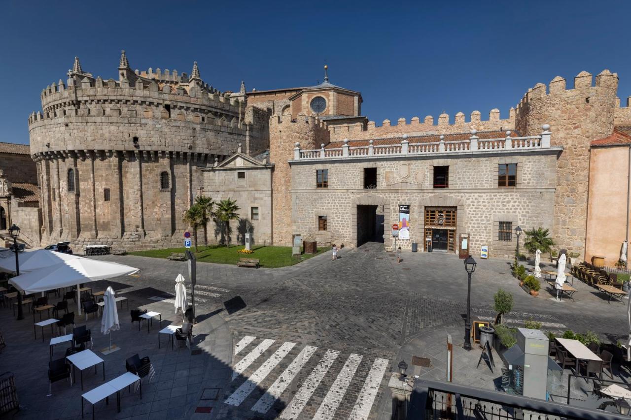 Hostal Restaurante Puerta Del Alcazar Ávila Ngoại thất bức ảnh