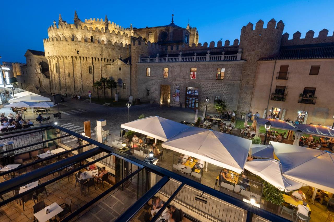 Hostal Restaurante Puerta Del Alcazar Ávila Ngoại thất bức ảnh