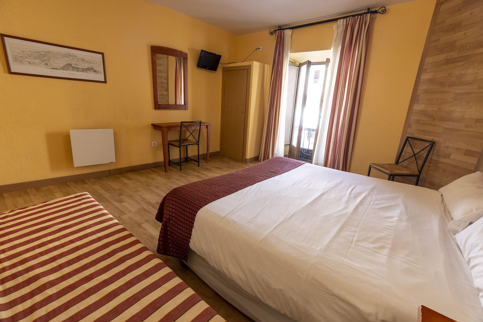 Hostal Restaurante Puerta Del Alcazar Ávila Ngoại thất bức ảnh