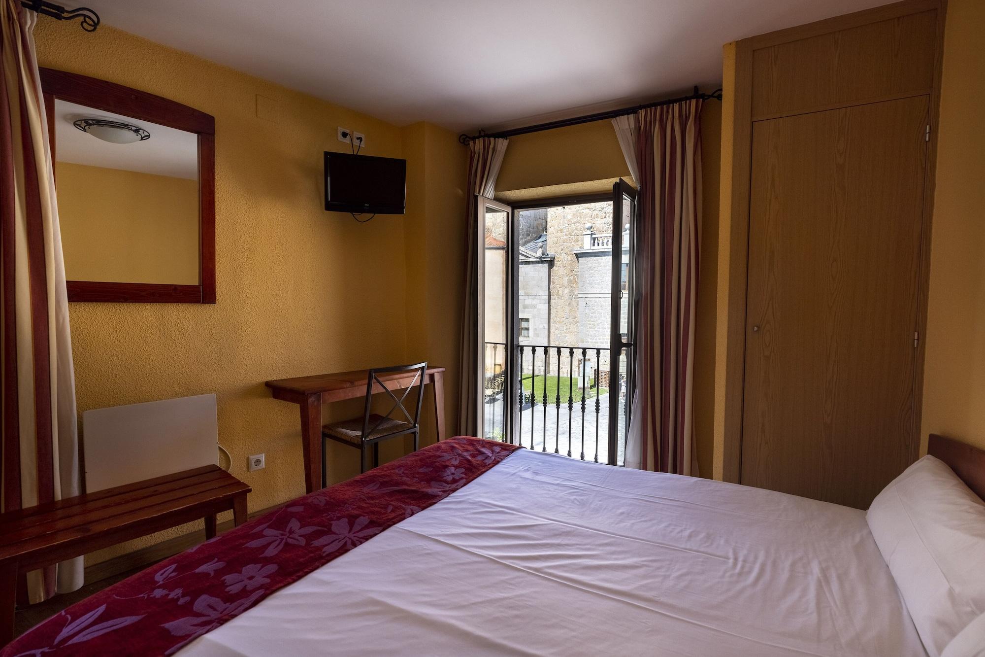 Hostal Restaurante Puerta Del Alcazar Ávila Ngoại thất bức ảnh