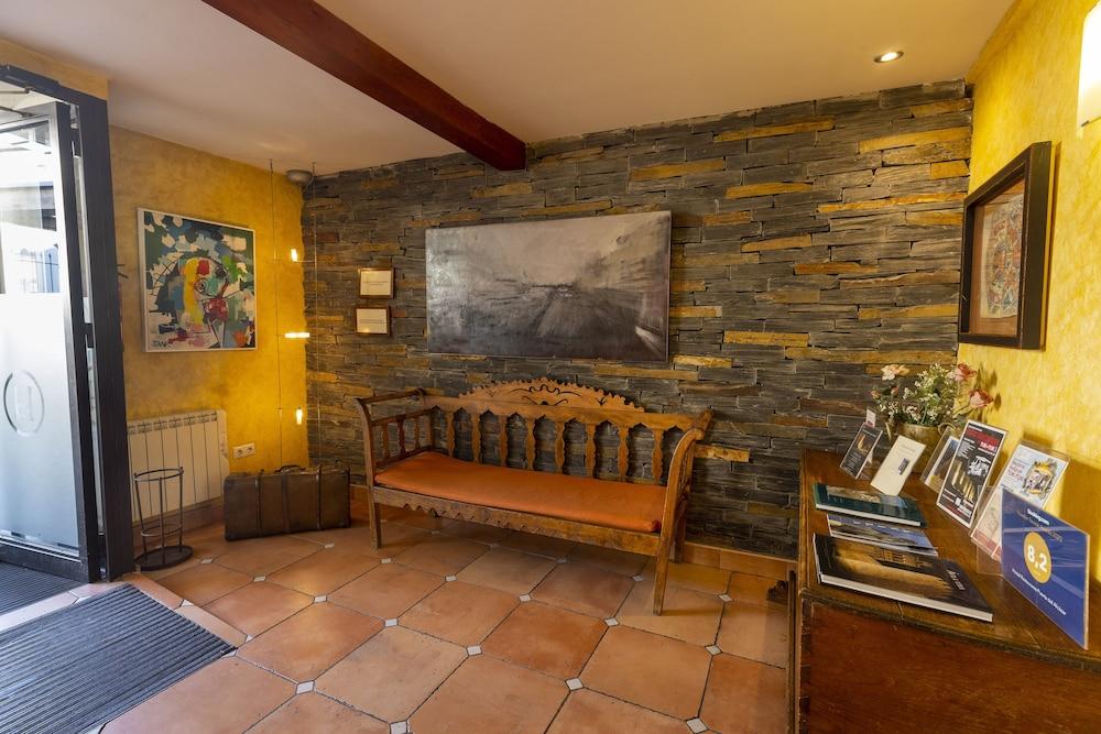Hostal Restaurante Puerta Del Alcazar Ávila Ngoại thất bức ảnh